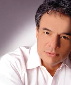 José José - Gotas de fuego (traduction en russe)